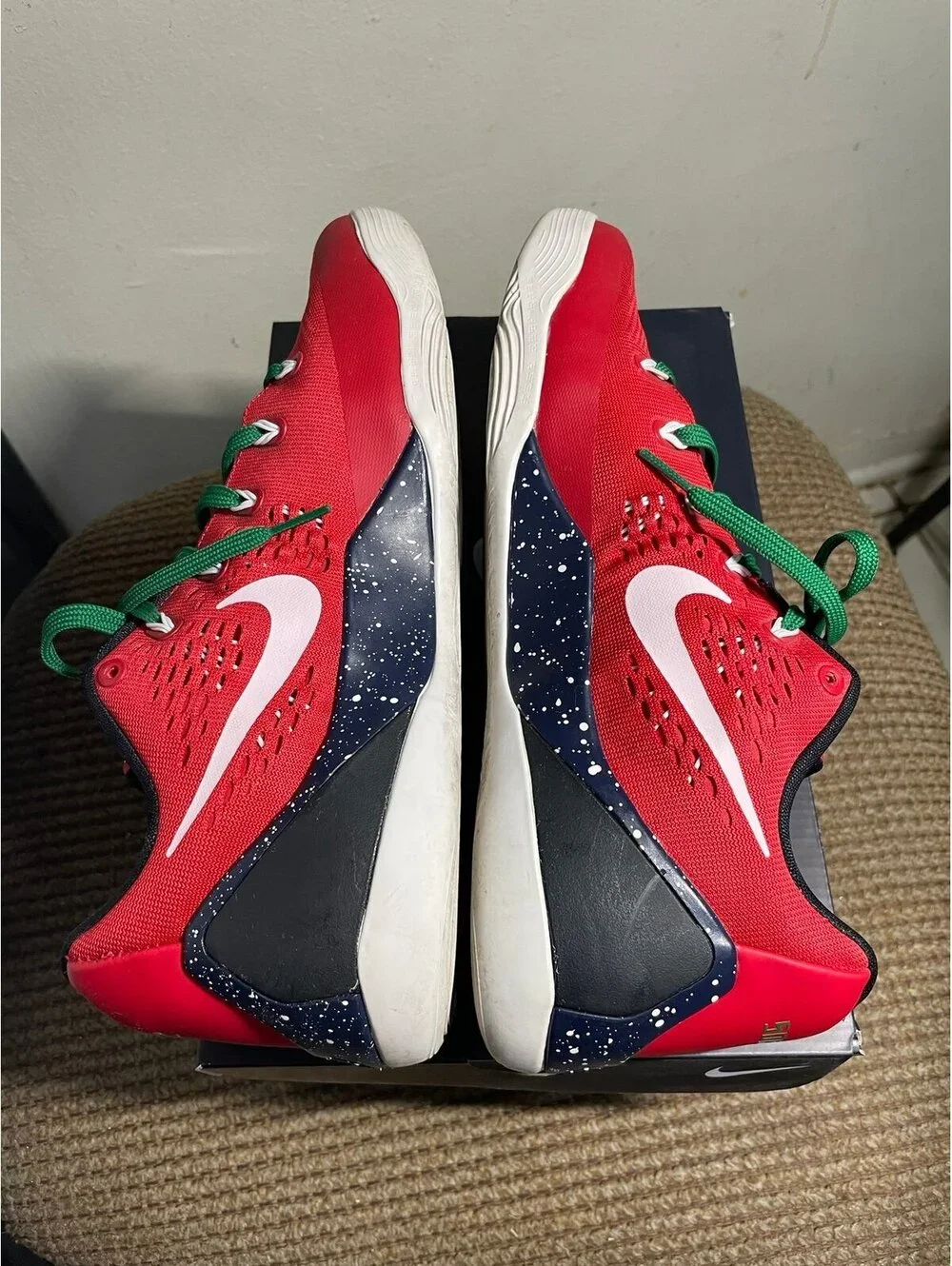 Nike ID  kobe 9 Bryant Christmas Preowned size 10.5